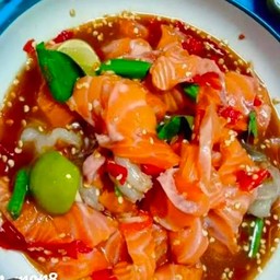 ตำแซลมอน  กุ้งสด