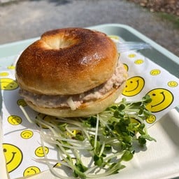 Sourdough&SteakPicanha by Wormwakeup ดอกไม้ประตูแจกันวิลเลจ