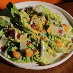Caesar Royale