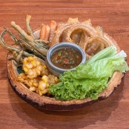 Mixed Myanmar Seasonal Veggies Fried