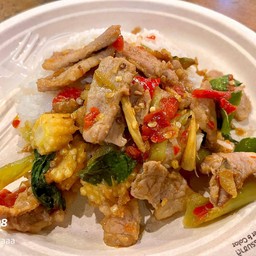 ผัดขี้เมาราดข้าว