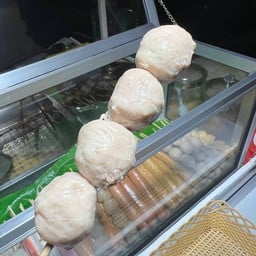 น้องอิงค์ ลูกชิ้นทอด