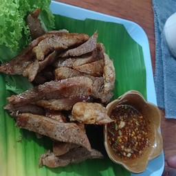 คอหมูย่าง