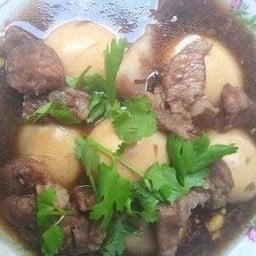 ครัวฉวี ข้าวราดแกง