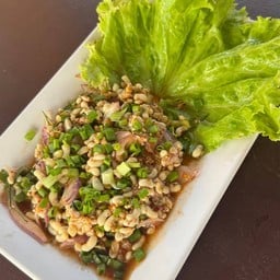 ก้อยไข่มดแดง