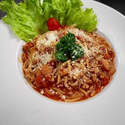 สปาเก็ตตี้ซอสมะเขือเทศ