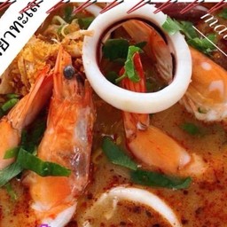เตี๋ยวต้มยำน้ำข้นทะเล