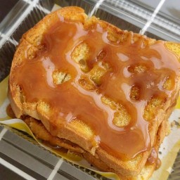 ขนมปังปิ้งเนย - คาราเมล (1ชุด2แผ่น)