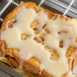 ขนมปังปิ้งเนย - นม - น้ำตาล ( 1 ชุด 2 แผ่น )