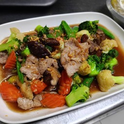ผัดผักรวมหมู