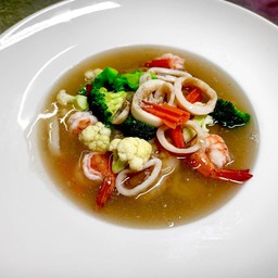 ราดหน้าทะเล
