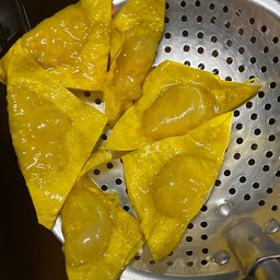 เกี๊ยวทอดไส้หมูเด้ง (1ชุด มี 8ชิ้น)