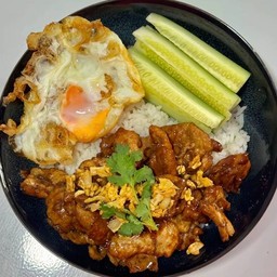 ข้าวหมูกระเทียม