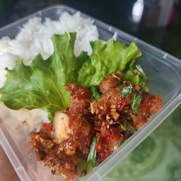 ไก่กรอบคั่วพริกเกลือ