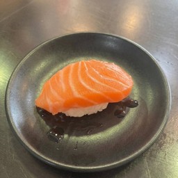 แซลม่อนสด