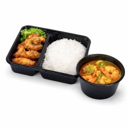 ข้าว ปีกไก่ทอดน้ำปลา, แกงส้มชะอมกุ้ง 1 ถ้วยเล็ก
