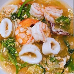 สุกี้รวม หมูหมึกกุ้ง
