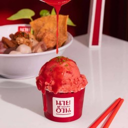 ซอสเย็นตาโฟนายอ้วน ซอร์เบต์สตรอว์เบอร์รี่ (Cup 85g.)