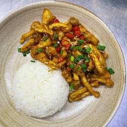 ข้าวเห็ดทอดผัดพริกสด