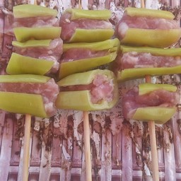 พริกหนุ่มยัดใส้หมูสับ