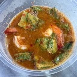 แกงส้มชะอมกุ้ง