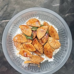 หิวโว้ย (ข้าวไก่ทอด ข้าวกะเพรา ของกินเล่น)