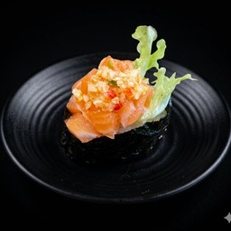 ซูชิยำแซลมอน