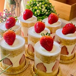 สตรอเบอรี่ชอร์ตเค้ก