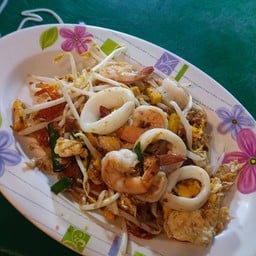 KCUF Satay Pork - หมูสะเต๊ะ ผัดไทย (บางหัวเสือ) บางหัวเสือ