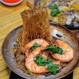 กุ้งอบวุ้นเส้น
