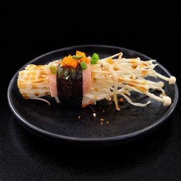 ซูชิหน้าเห็ดทองแฮมไก่