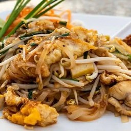 ผัดไทยหมู