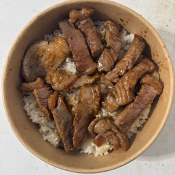 ข้าวราดเนื้อทอด