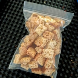 ขนมปังกรอบ
