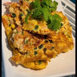 ไข่เจียวแหนมทรงเครื่อง