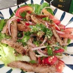 ยำสเต็กหมู
