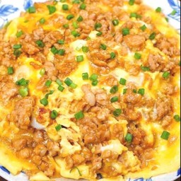 ข้าวไข่ข้นหมูสับ