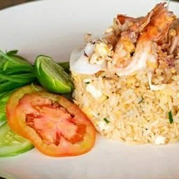 ข้าวผัดทะเล