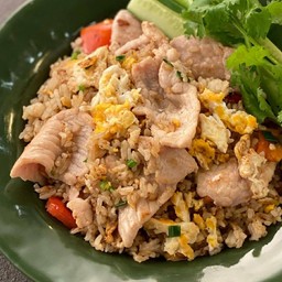 ข้าวผัดหมู