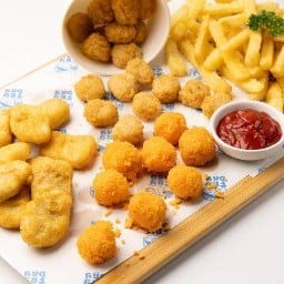 FRYDAY กรุงเทพกรีฑา