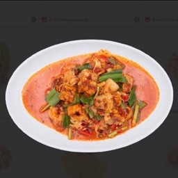 ยำหมูกรอบน้ำข่น