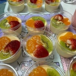 พานาคอตต้า ผลไม้รวม