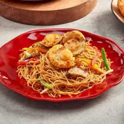 หมี่ฮกเกี้ยนผัดหอยเชลล์ XO