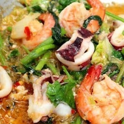 อ้อม อ้อม ครัวหลังบ้าน -