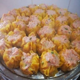 ขนมจีบโฮมเมดซาลาเปา byตงฟางปุ๊ป้าย