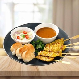 หมูสะเต๊ะ-เครื่องเคียง