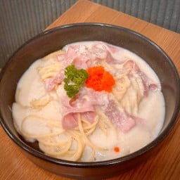 Spaghetti with Ham & Roe Cream Sauce
