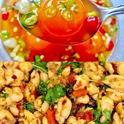 ข้าวกะเพราไก่+ไข่ดอง 1 ฟอง