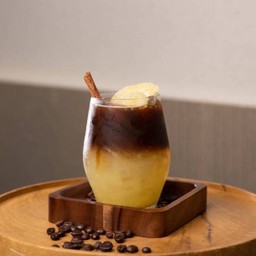Mae Somjai (แม่สมใจ)🍊☕️👍