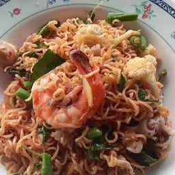 ร้านผัดไทยเจ๊หมวย